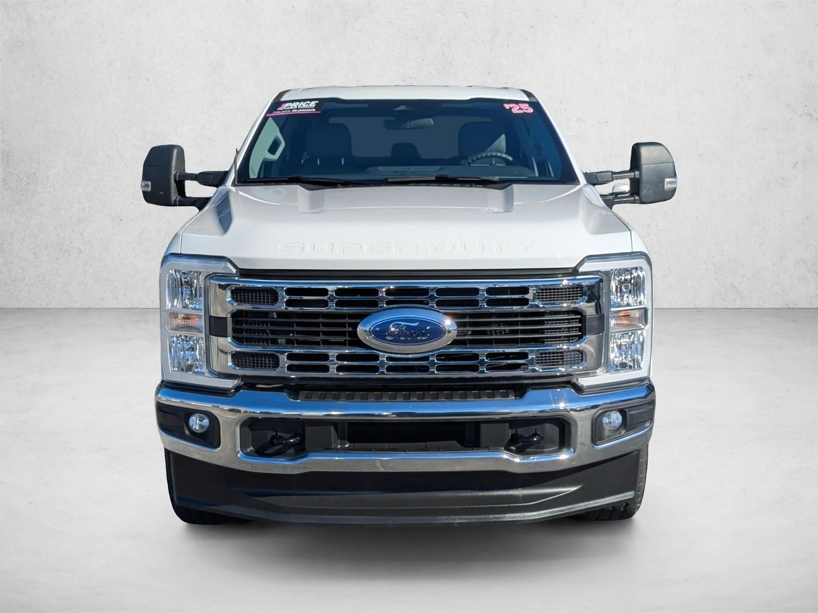 2025 Ford Super Duty F-250 SRW XLT 4WD Crew Cab 6.75' Box