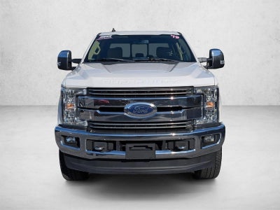 2019 Ford Super Duty F-250 SRW LARIAT 4WD Crew Cab 6.75' Box