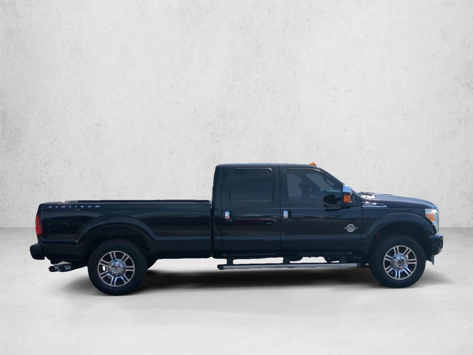 2016 Ford Super Duty F-250 SRW 4WD Crew Cab 6-3/4 Ft Box Platinum