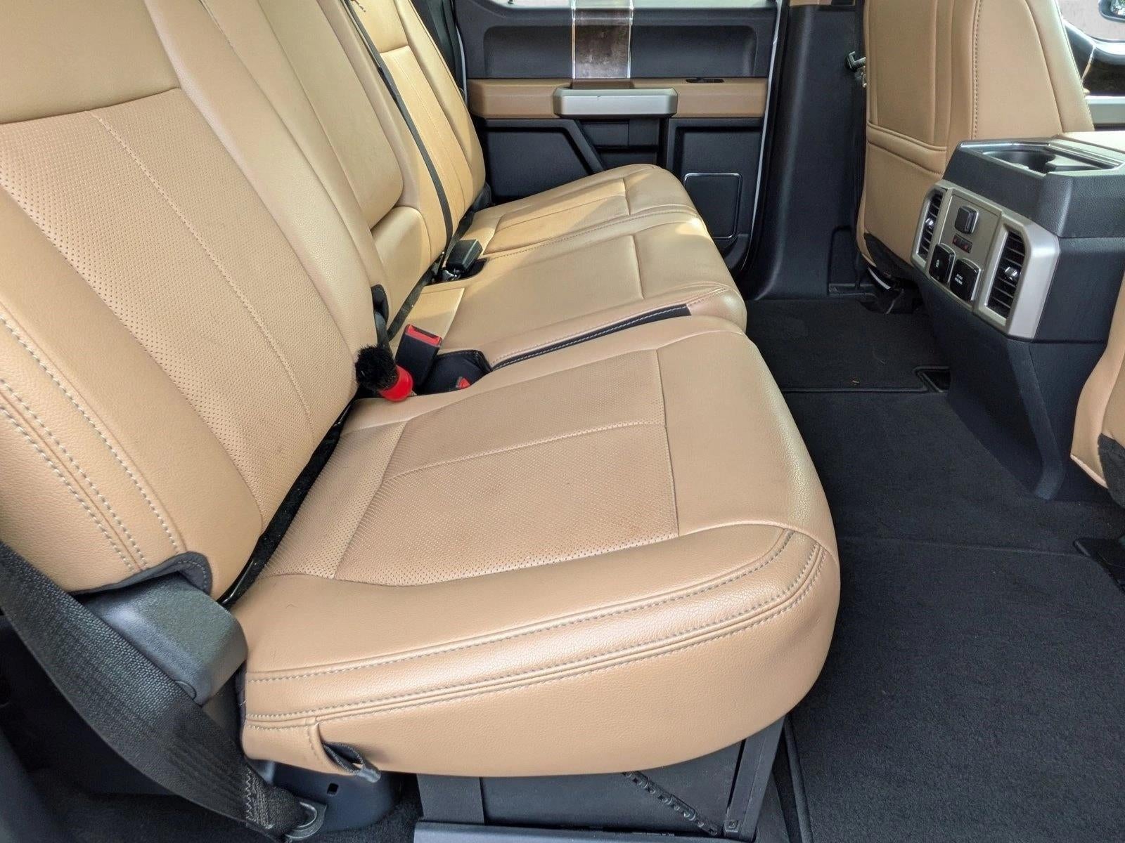 2022 Ford Super Duty F-250 SRW LARIAT 4WD Crew Cab 6.75' Box