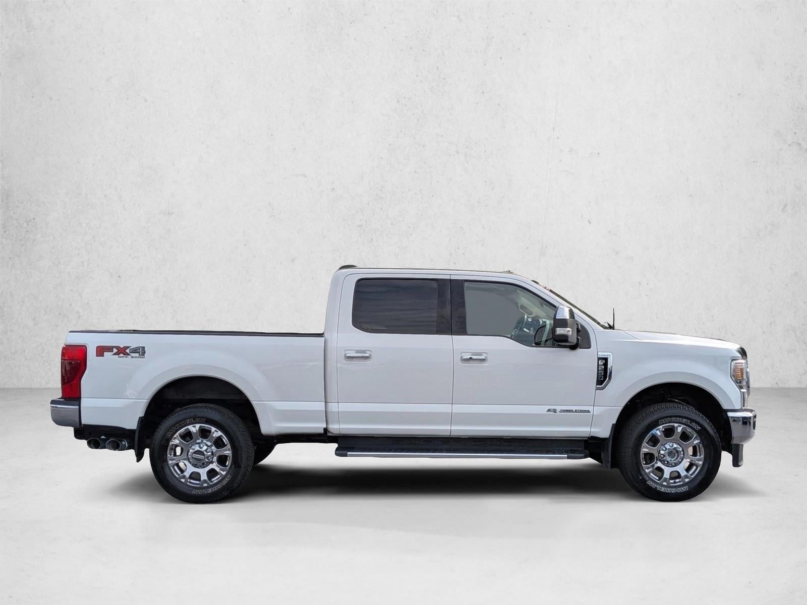 2022 Ford Super Duty F-250 SRW LARIAT 4WD Crew Cab 6.75' Box