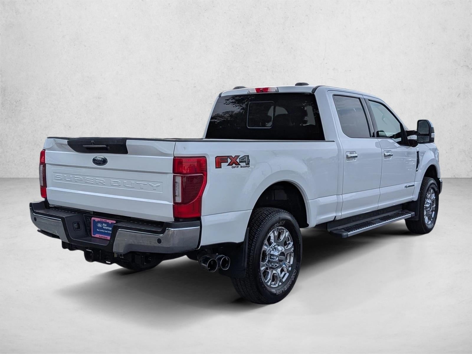 2022 Ford Super Duty F-250 SRW LARIAT 4WD Crew Cab 6.75' Box