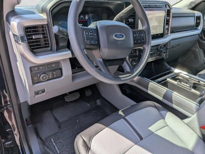 2023 Ford Super Duty F-350 SRW XLT 4WD Crew Cab 6.75' Box