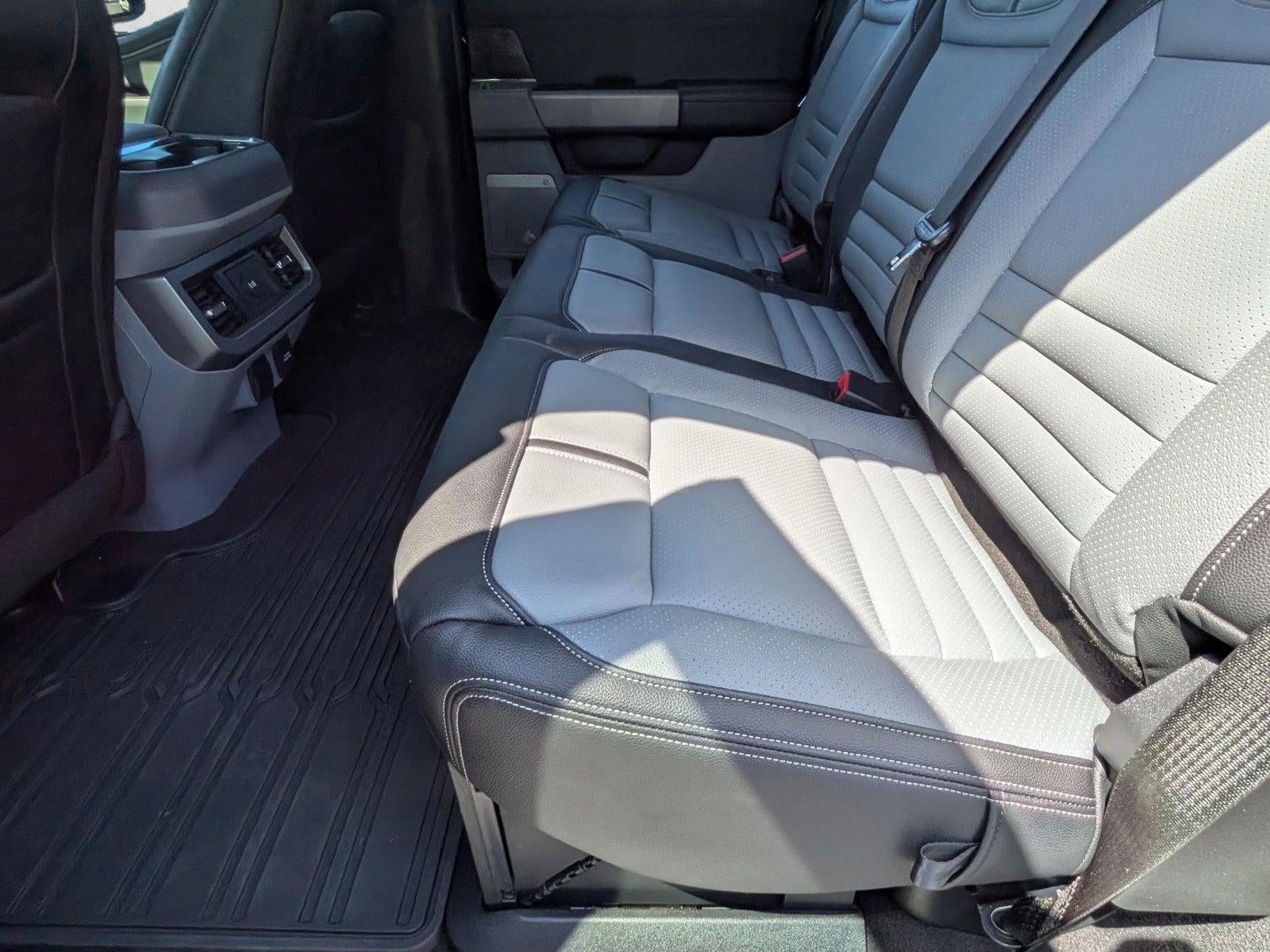 2023 Ford Super Duty F-350 SRW XLT 4WD Crew Cab 6.75' Box