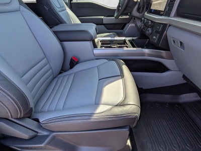 2023 Ford Super Duty F-350 SRW XLT 4WD Crew Cab 6.75' Box