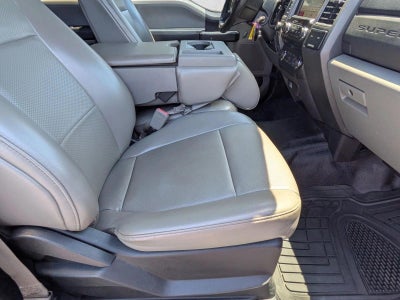2018 Ford Super Duty F-350 SRW XL 4WD Crew Cab 6.75' Box