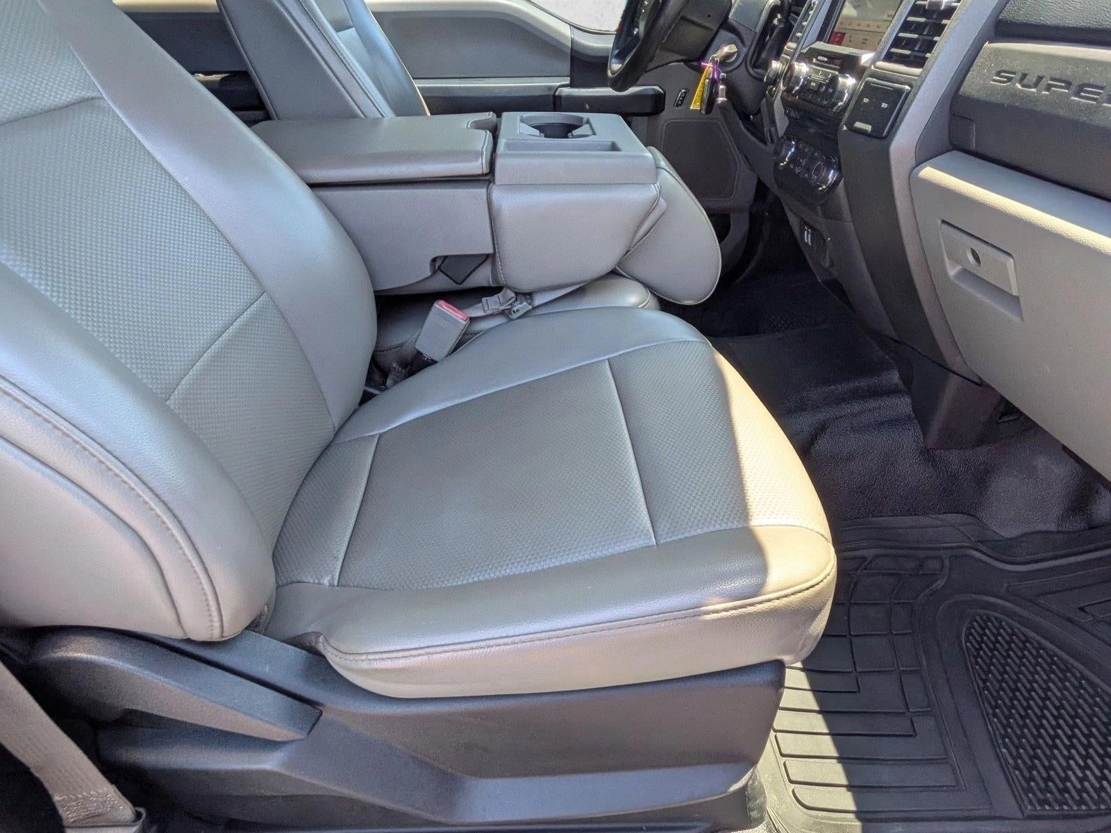 2018 Ford Super Duty F-350 SRW XL 4WD Crew Cab 6.75' Box