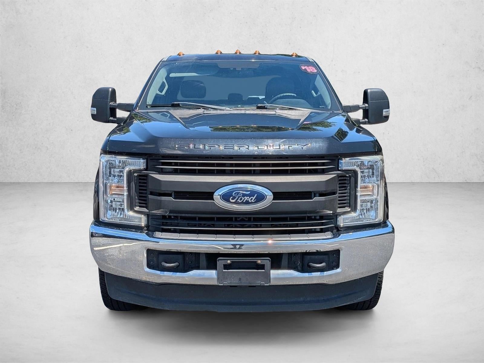 2018 Ford Super Duty F-350 SRW XL 4WD Crew Cab 6.75' Box