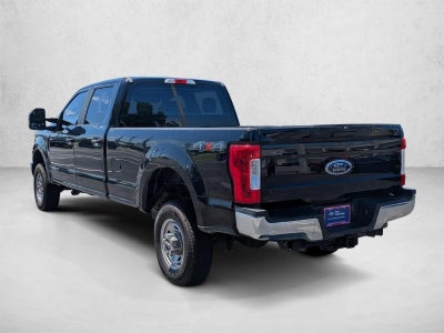 2018 Ford Super Duty F-350 SRW XL 4WD Crew Cab 6.75' Box