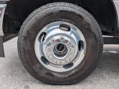 2022 Ford Super Duty F-350 DRW LARIAT 4WD Crew Cab 8' Box