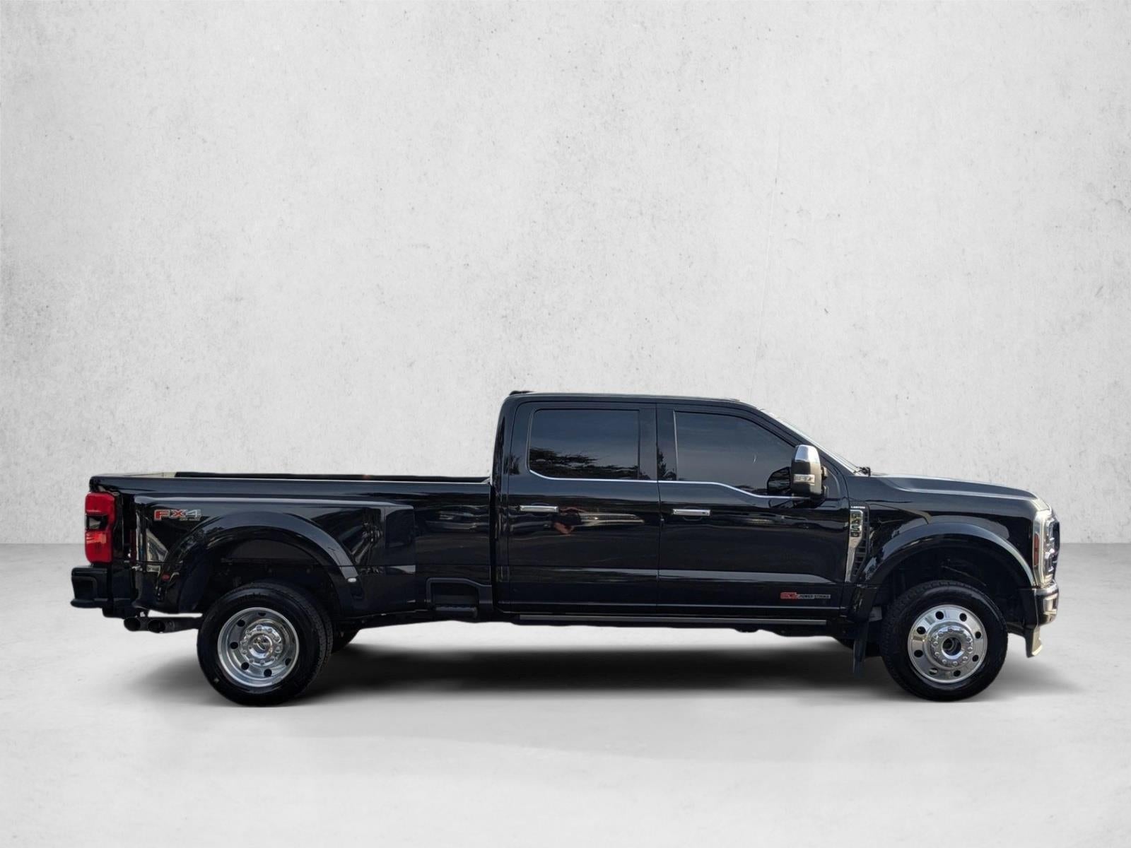 2024 Ford Super Duty F-450 DRW Limited 4WD Crew Cab 8' Box