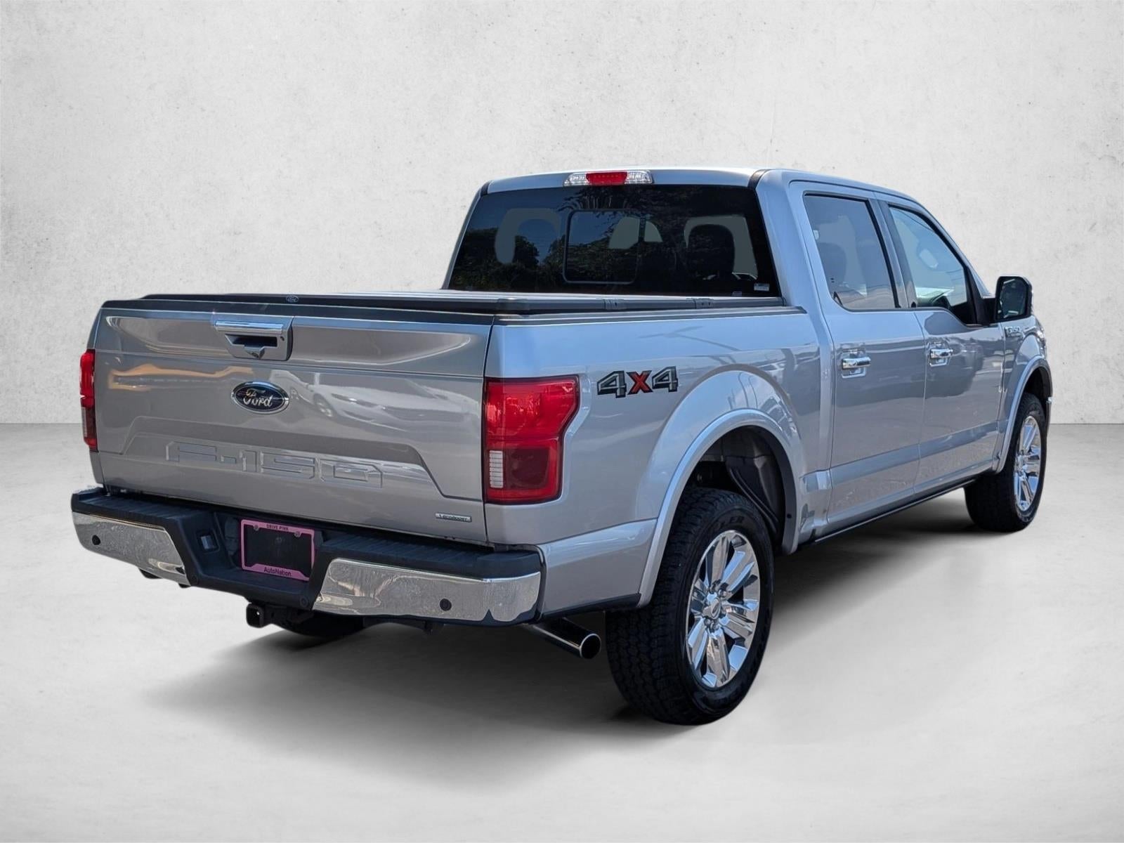 2020 Ford F-150 LARIAT 4WD SuperCrew 5.5' Box
