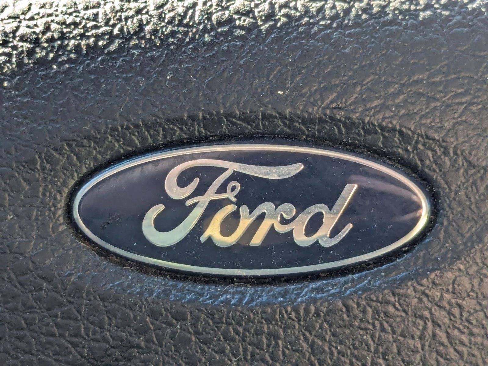 2013 Ford F-150 4WD SuperCrew 5-1/2 Ft Box XLT