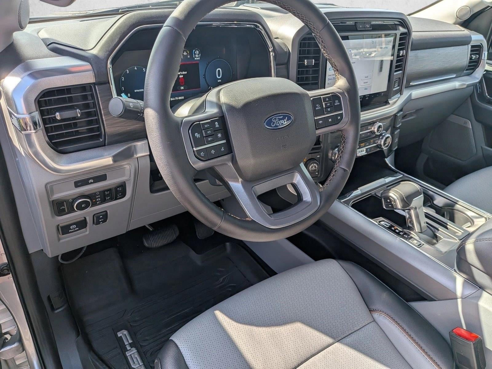 2025 Ford F-150 LARIAT 4WD SuperCrew 5.5' Box