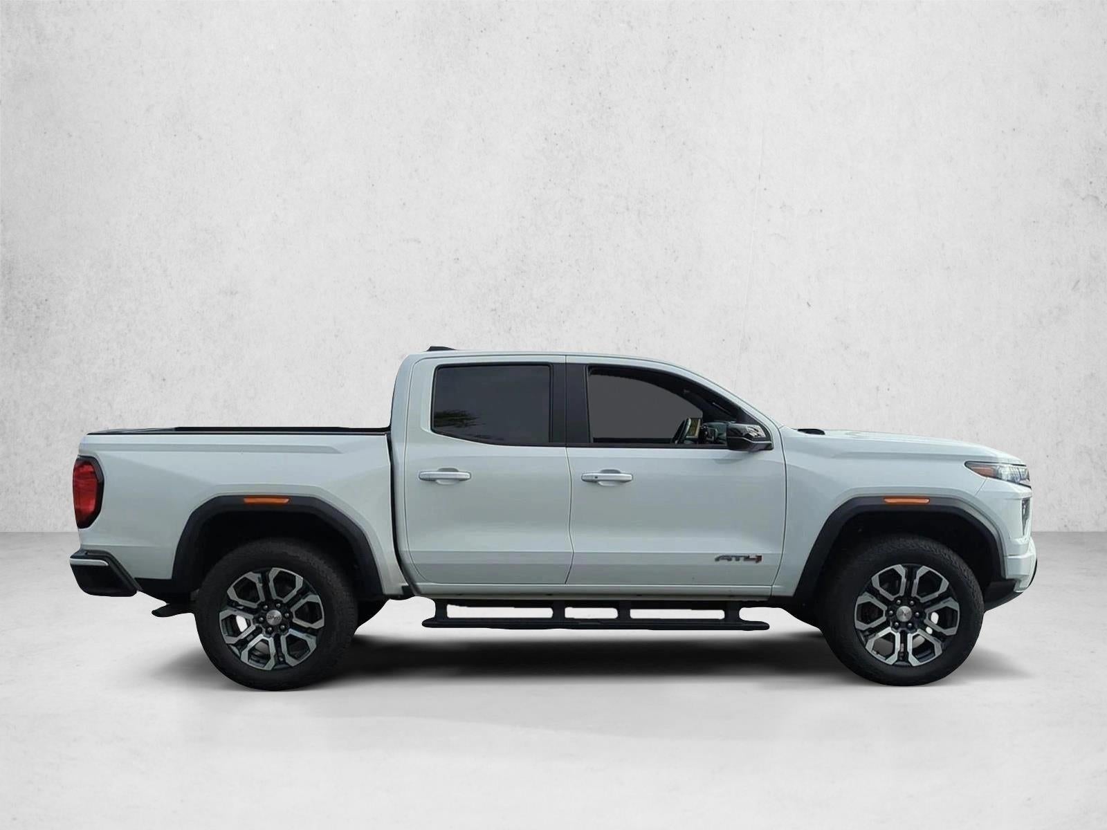 2024 GMC Canyon Crew Cab Short Box 4-Wheel Drive AT4