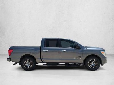 2021 Nissan Titan 4x2 Crew Cab SV