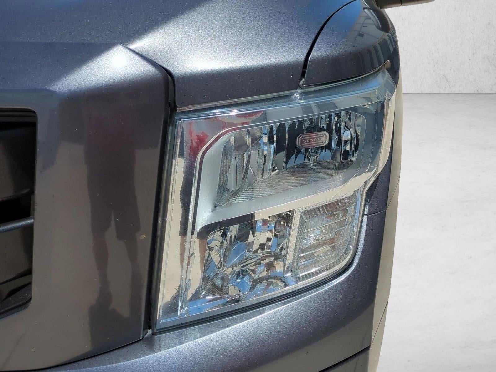 2021 Nissan Titan 4x2 Crew Cab SV