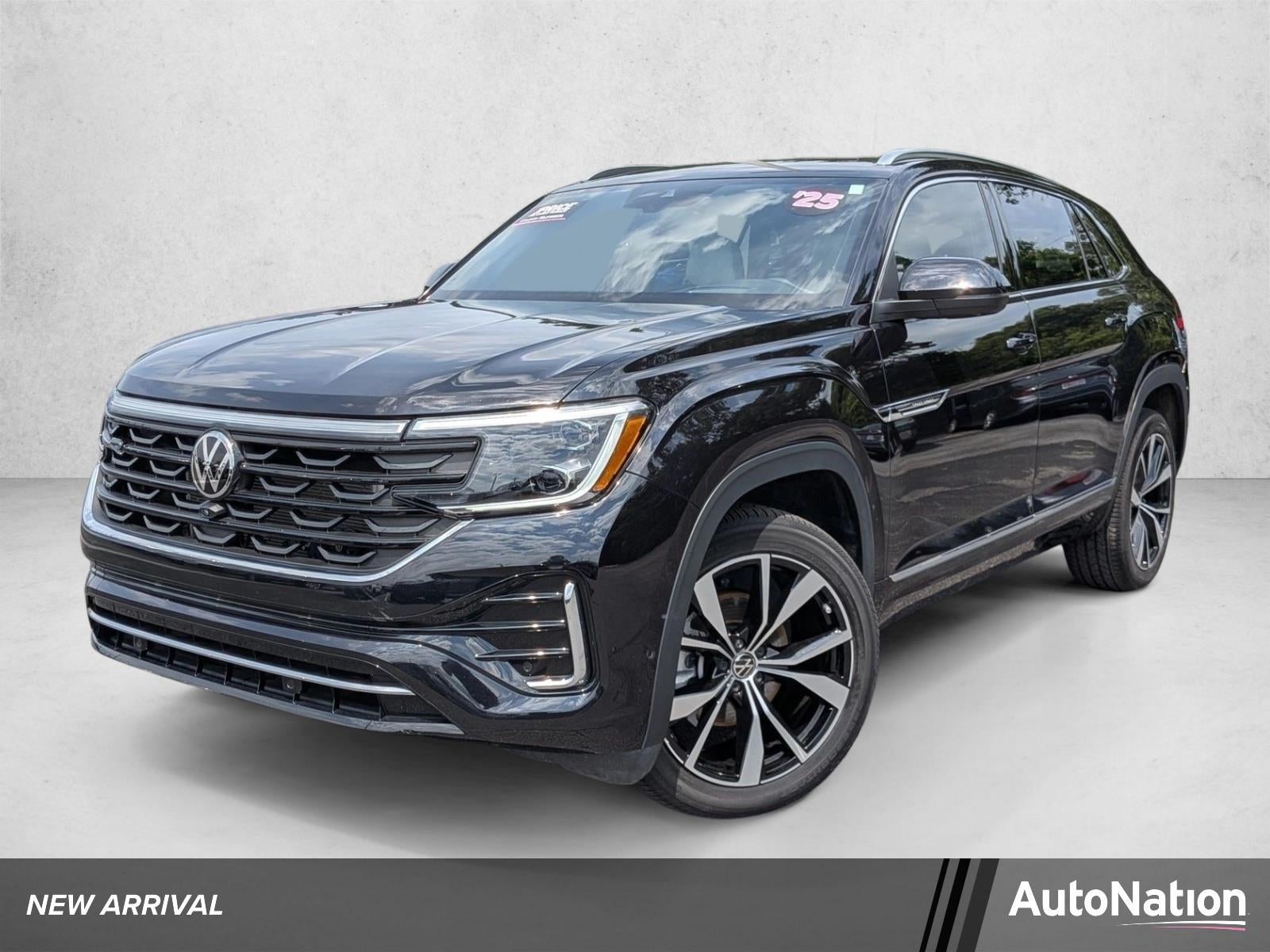 2025 Volkswagen Atlas Cross Sport 2.0T SEL Premium R-Line 4MOTION