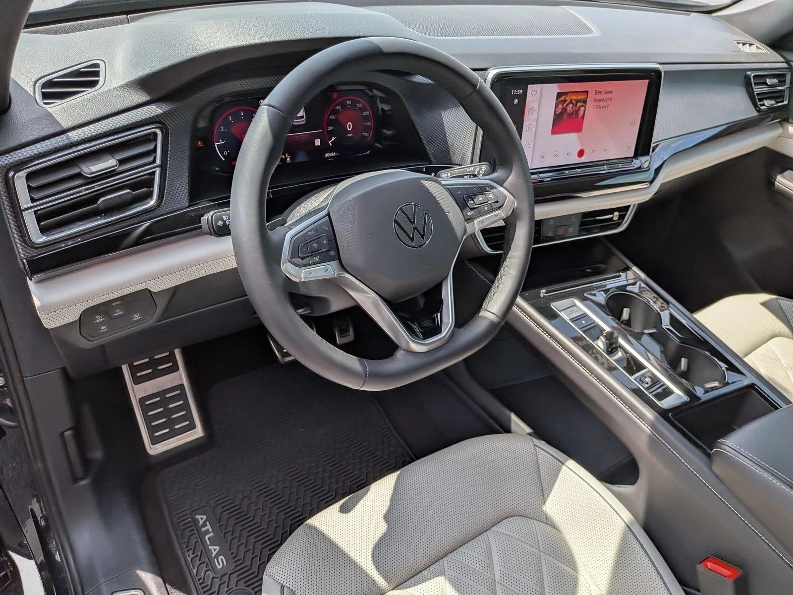 2025 Volkswagen Atlas Cross Sport 2.0T SEL Premium R-Line 4MOTION
