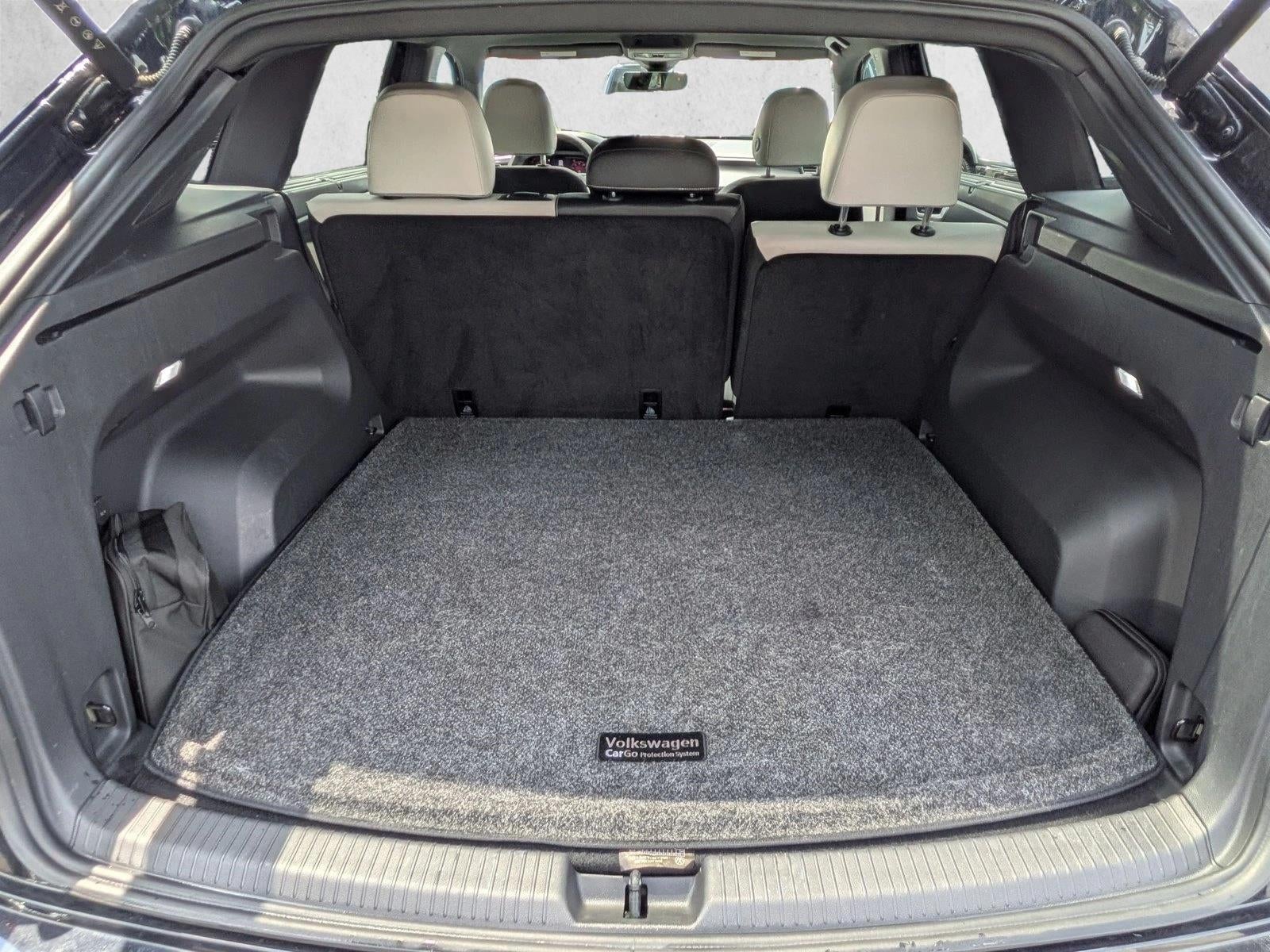 2025 Volkswagen Atlas Cross Sport 2.0T SEL Premium R-Line 4MOTION