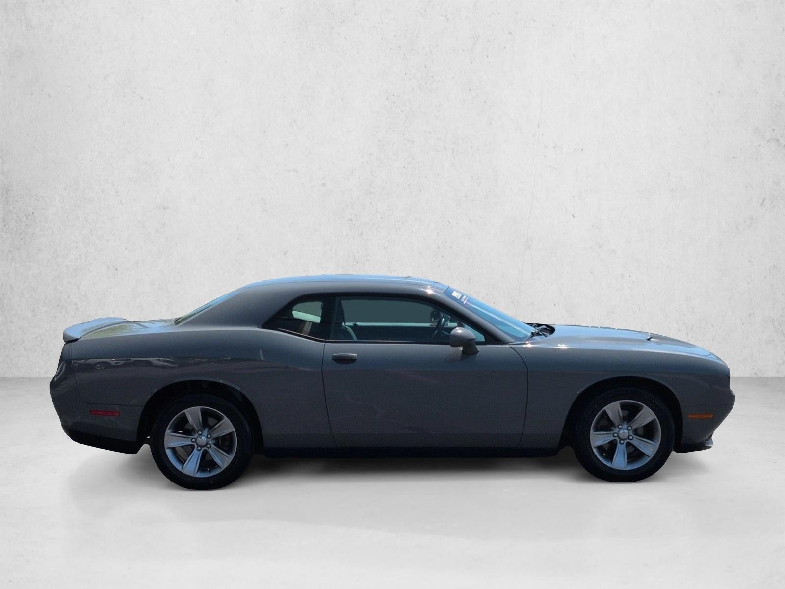 2019 Dodge Challenger SXT RWD