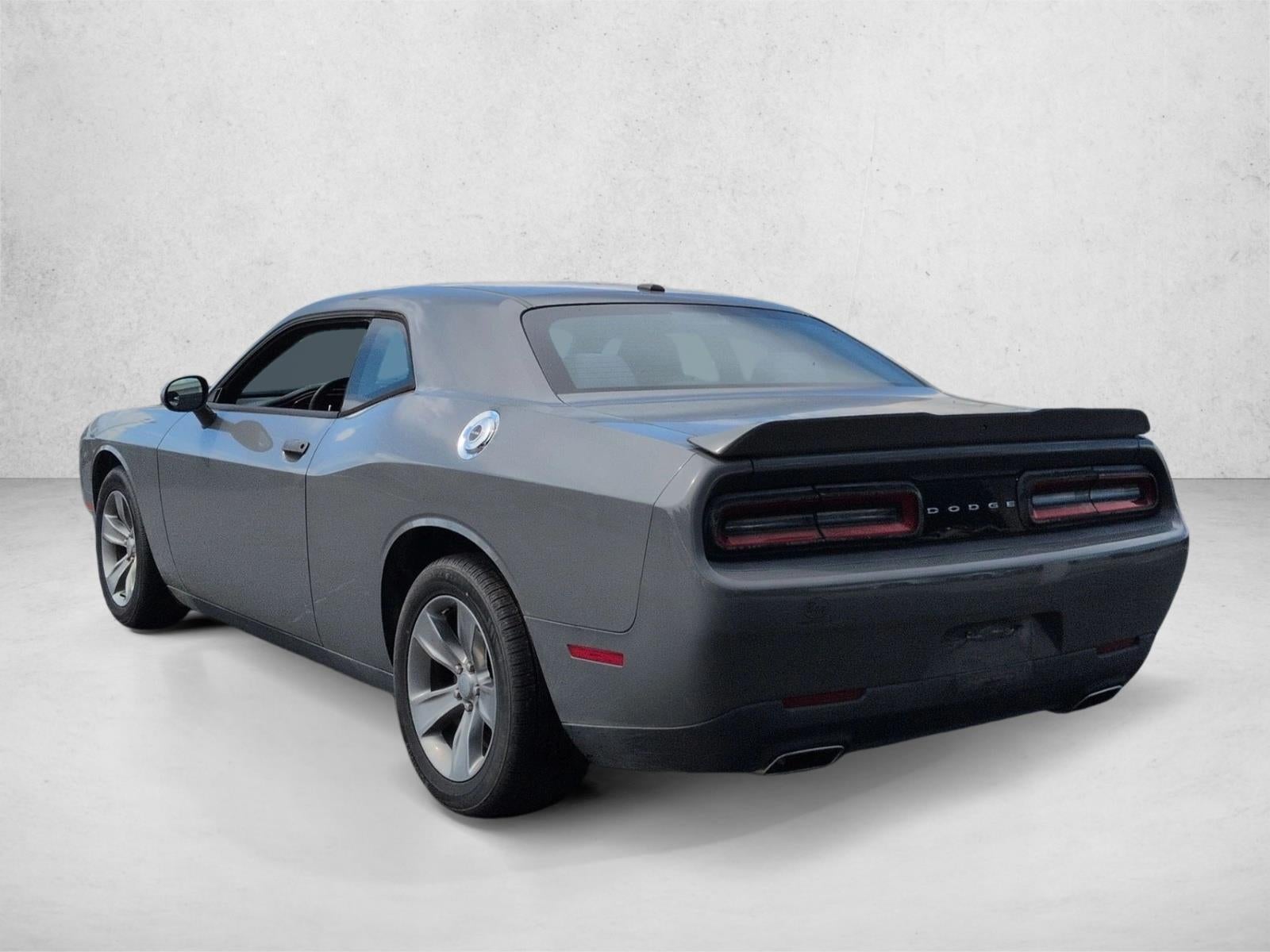 2019 Dodge Challenger SXT RWD