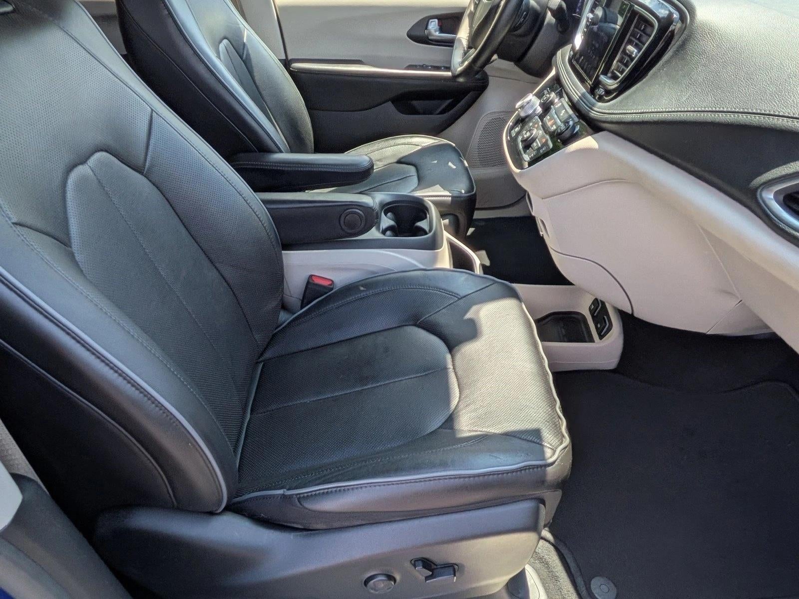 2020 Chrysler Pacifica Limited FWD