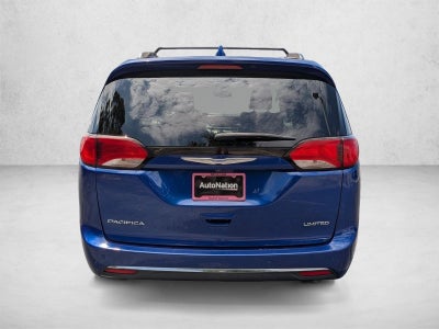 2020 Chrysler Pacifica Limited FWD
