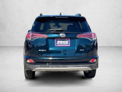 2018 Toyota RAV4 XLE FWD (GS)