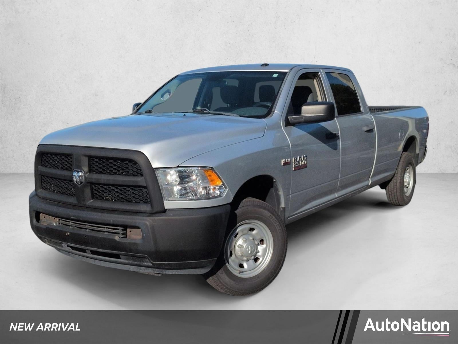 2017 RAM 2500 Tradesman 4x2 Crew Cab 8' Box