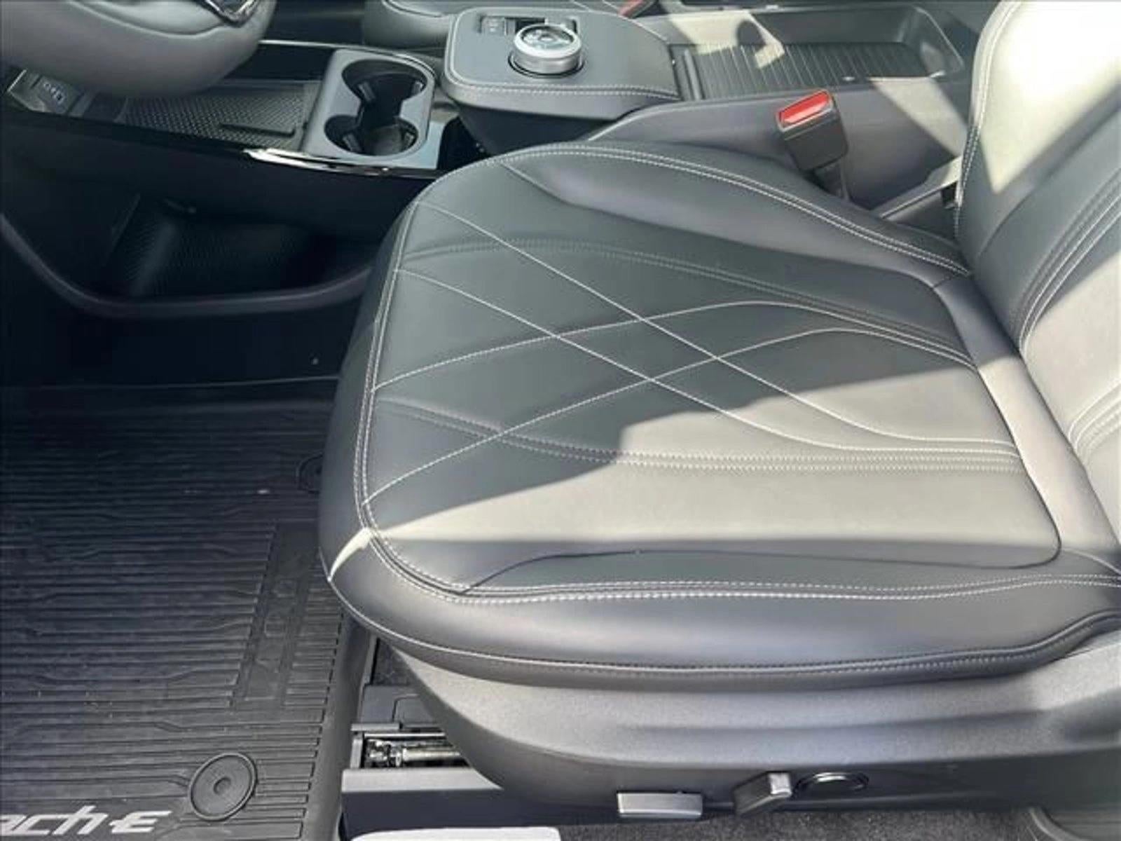 2023 Ford Mustang Mach-E Select RWD