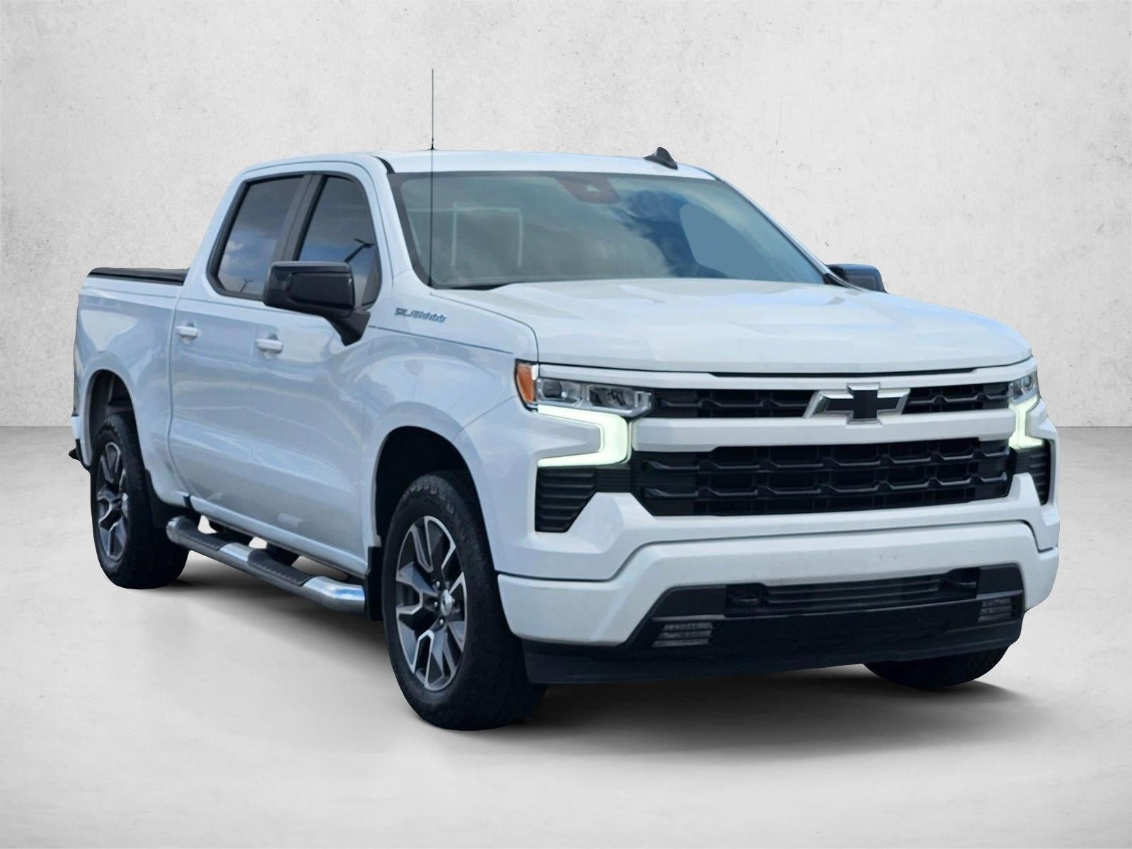 2022 Chevrolet Silverado 1500 Crew Cab Short Box 2-Wheel Drive RST