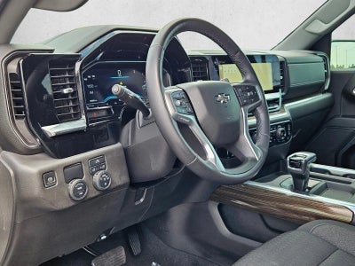 2022 Chevrolet Silverado 1500 Crew Cab Short Box 2-Wheel Drive RST