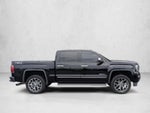 2017 GMC Sierra 1500 Crew Cab Short Box 4-Wheel Drive Denali