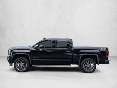 2017 GMC Sierra 1500 Crew Cab Short Box 4-Wheel Drive Denali