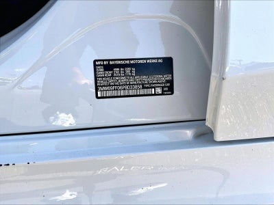 2023 BMW 330i Sedan