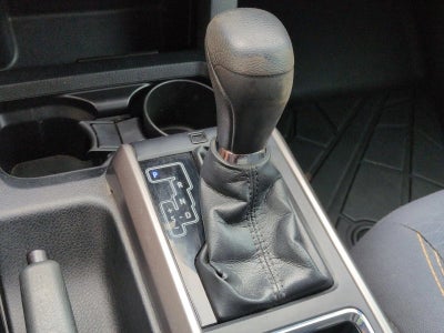 2019 Toyota Tacoma 2WD 2WD SR5 Double Cab 5' Bed V6 AT (GS)