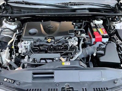 2021 Toyota Camry SE Auto (SE)