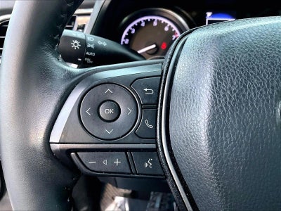 2021 Toyota Camry SE Auto (SE)