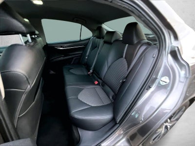 2021 Toyota Camry SE Auto (SE)