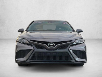 2021 Toyota Camry SE Auto (SE)