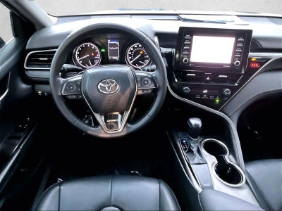 2021 Toyota Camry SE Auto (SE)