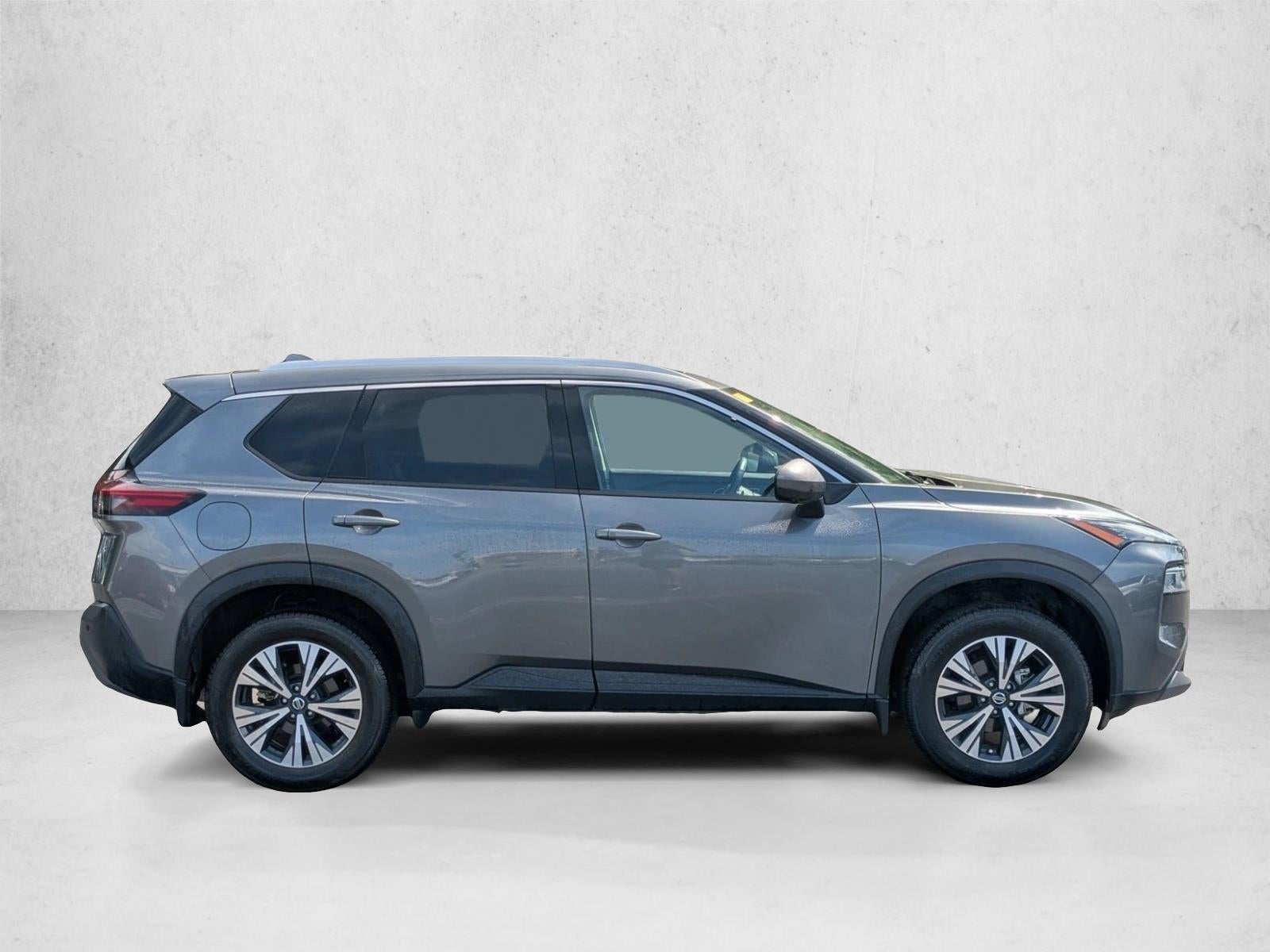 2021 Nissan Rogue FWD SV