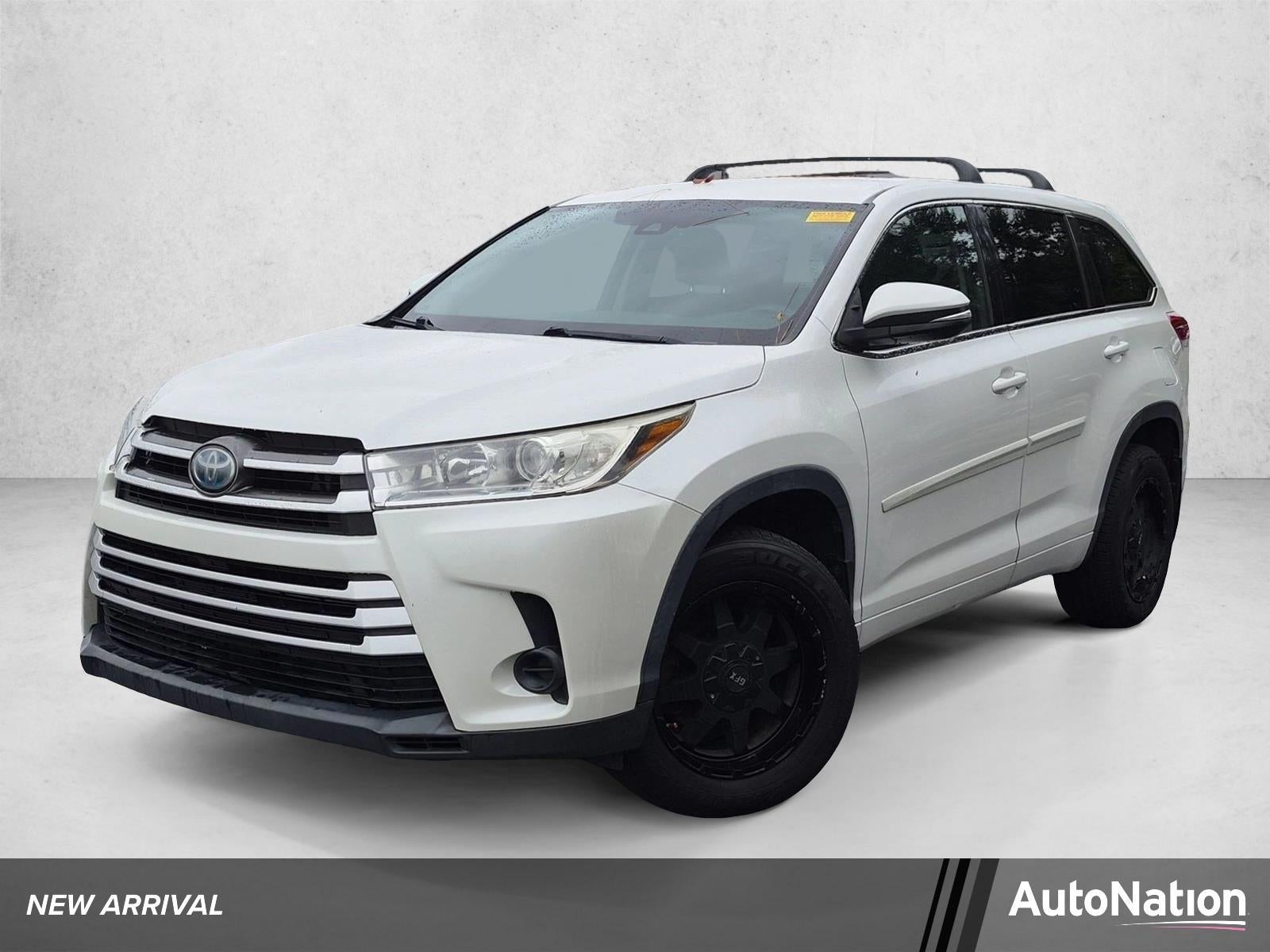 2017 Toyota Highlander Hybrid LE V6 AWD (Natl)
