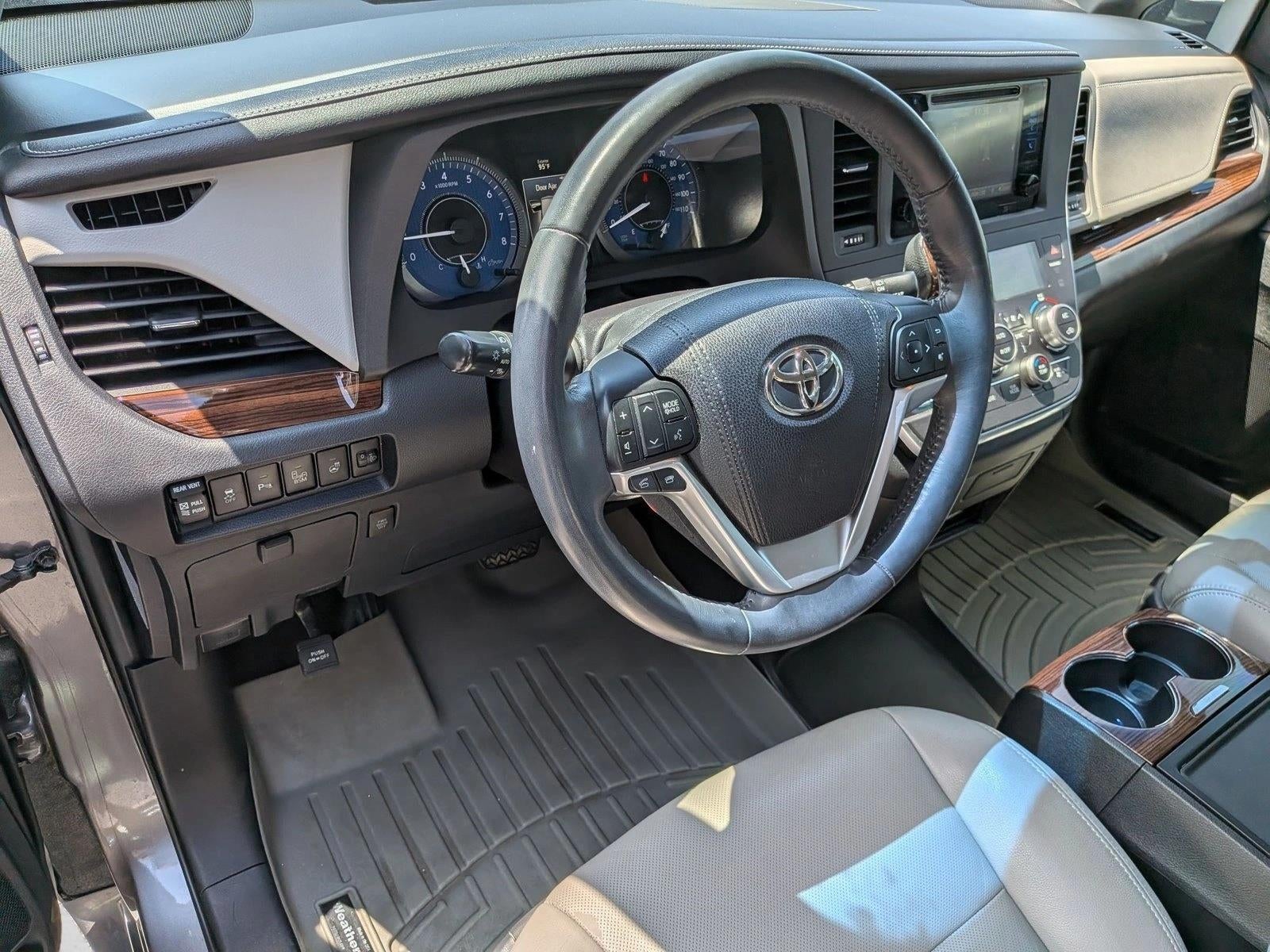 2015 Toyota Sienna 5dr 7-Pass Van Ltd Premium AWD (Natl)
