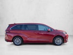 2023 Toyota Sienna LE FWD 8-Passenger (Natl)