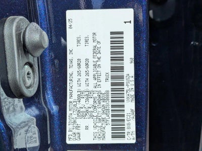 2025 Toyota Tundra 4WD 4WD SR5 CrewMax 5.5' Bed (SE)