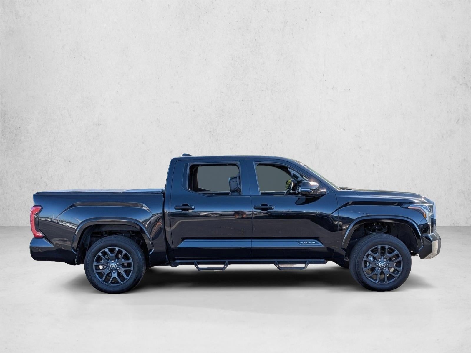 2023 Toyota Tundra 4WD 4WD Platinum CrewMax 5.5' Bed (Natl)