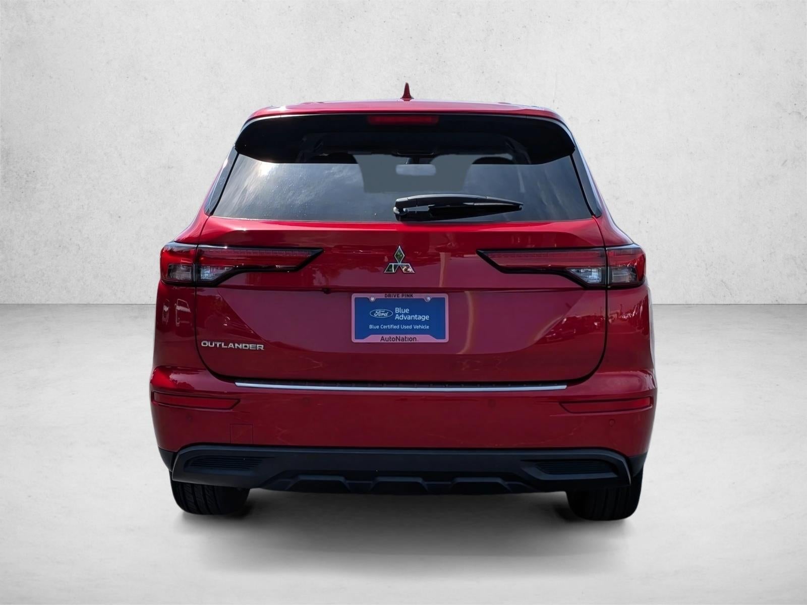 2022 Mitsubishi Outlander ES FWD