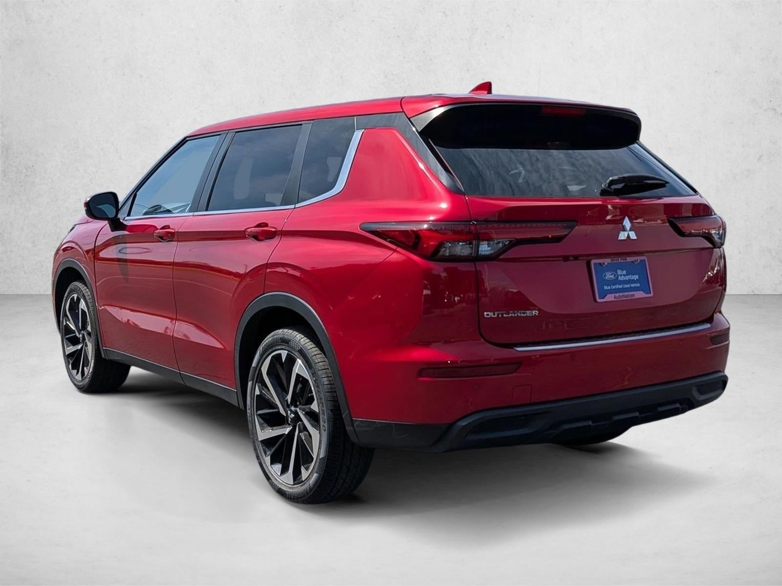 2022 Mitsubishi Outlander ES FWD